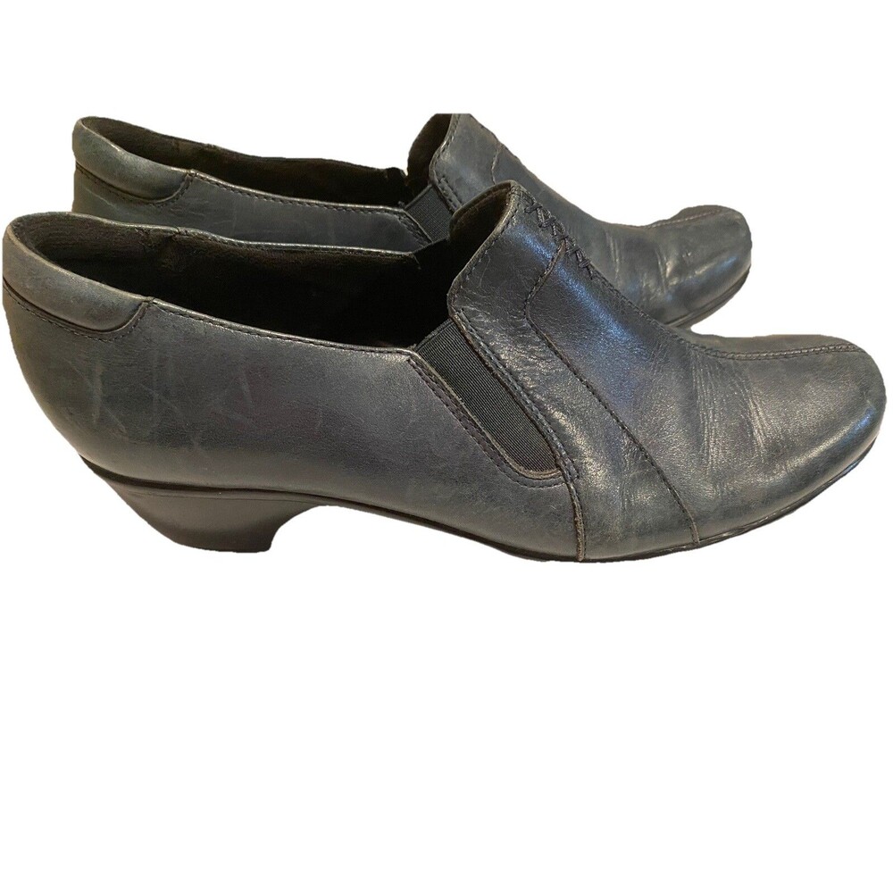 Clark Womens Black slip on  Size 8